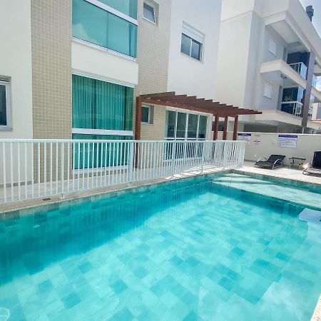 Apartamento Encantador Com Piscina Na Praia De Palmas Governador Celso Ramos Esterno foto