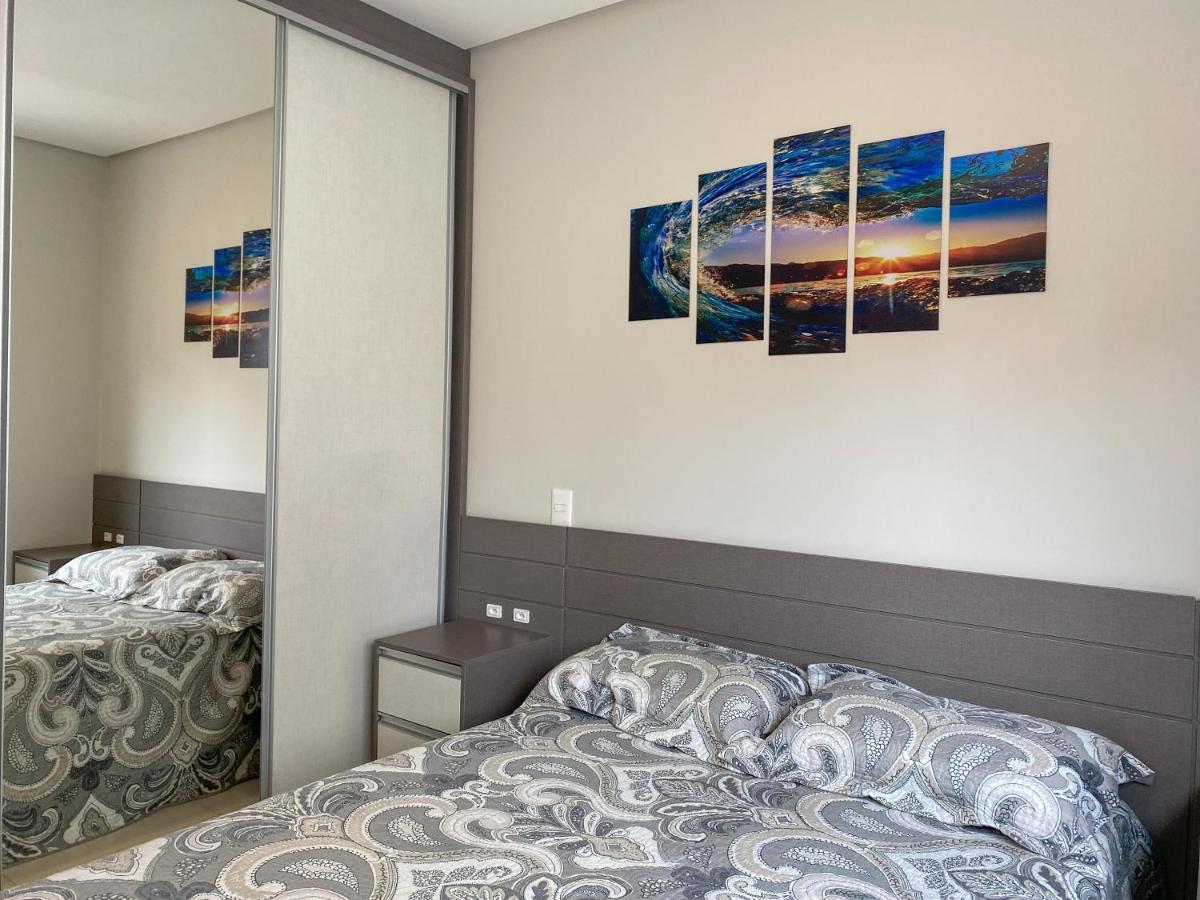 Apartamento Encantador Com Piscina Na Praia De Palmas Governador Celso Ramos Esterno foto