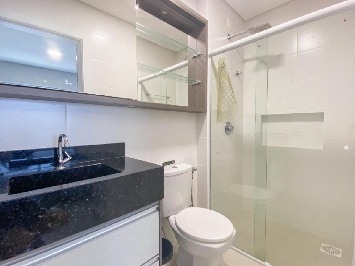 Apartamento Encantador Com Piscina Na Praia De Palmas Governador Celso Ramos Esterno foto